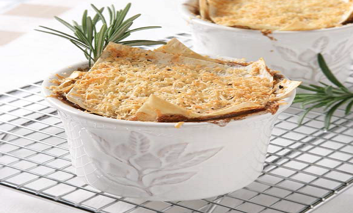 Little-terrine-dishes-filled-with-lamb-mince-mixture-topped-with-Mountain-Bread-pastry-rosemary-and-parmesan